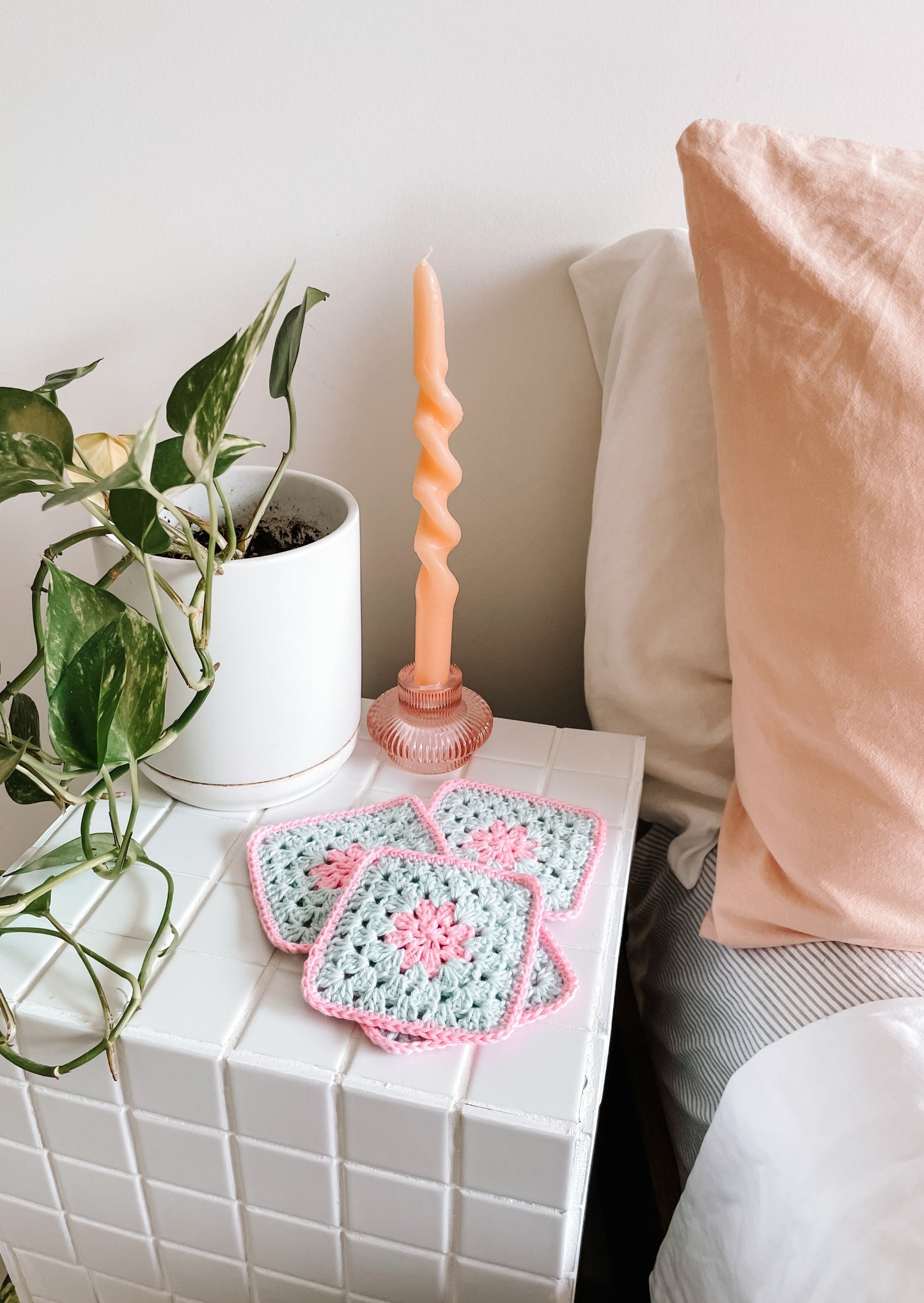 flower crochet coaster set - pink and blue